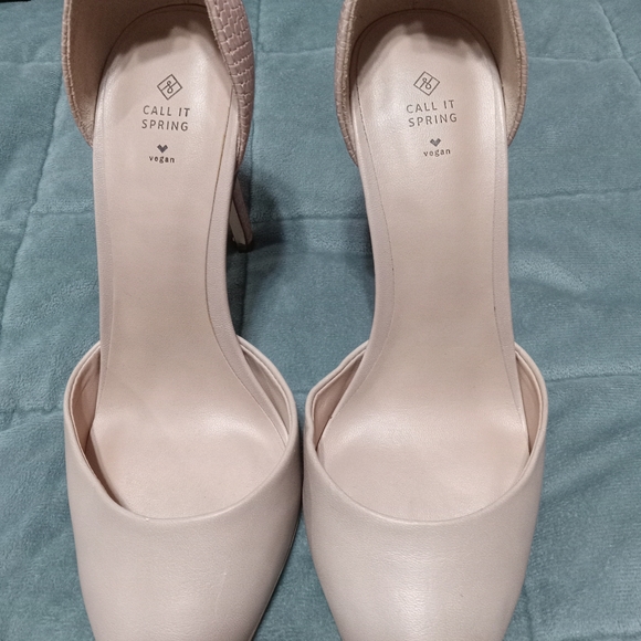 Call It Spring Pumps - Picture 2 of 9